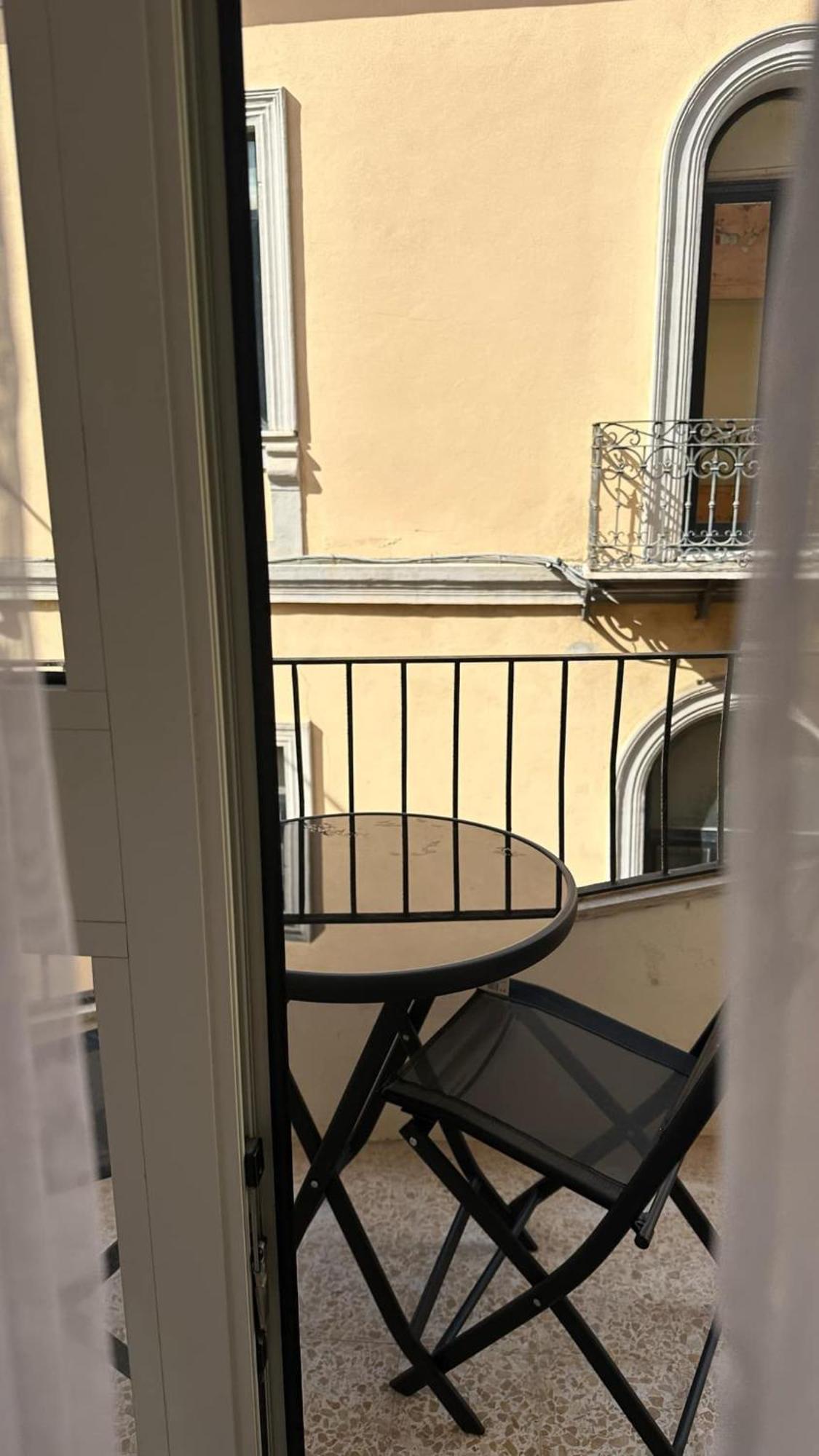 Davide'S Sardinian Escape - Centro Storico-5Min Di Auto Dal Mare Apartment Siniscola Bagian luar foto