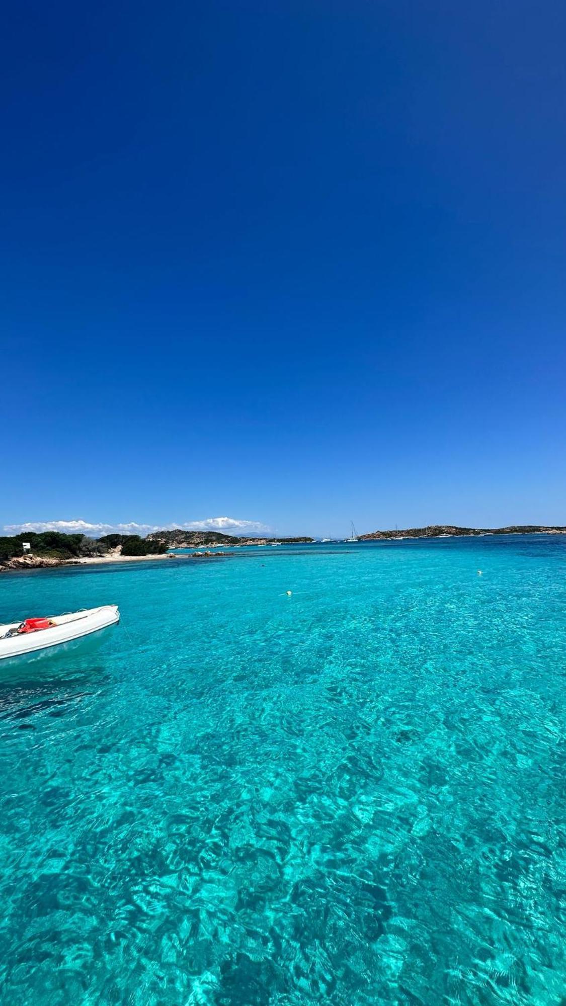 Davide'S Sardinian Escape - Centro Storico-5Min Di Auto Dal Mare Apartment Siniscola Bagian luar foto